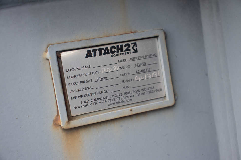 A2 Multi-Grab Bucket for EX 200 | Pin-On 38" | Clearance Offer