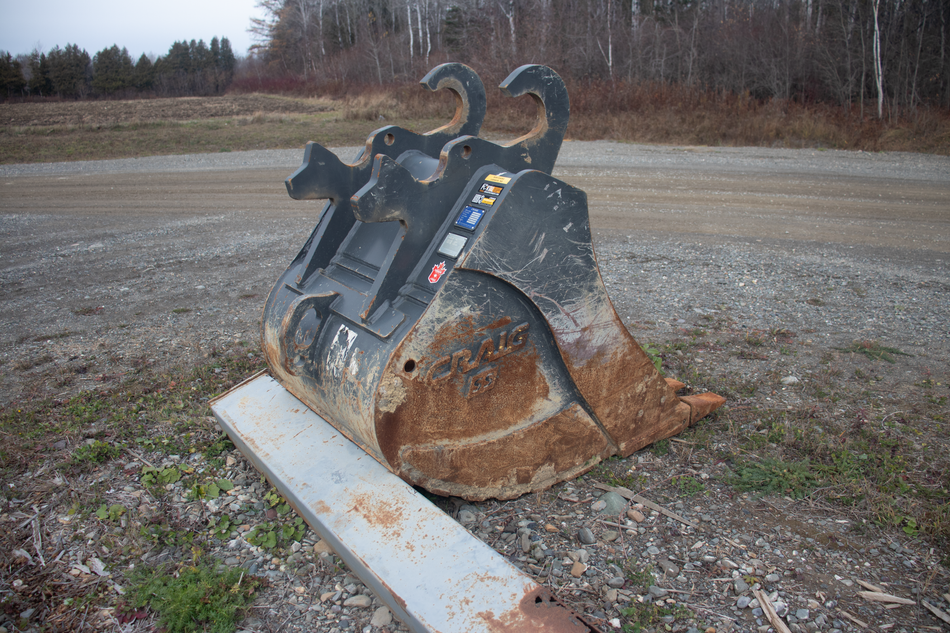 EXB-SS Severe Service Bucket for CASE CX145 | Wedge Lock 36" 1.0 cu. yd. | Clearance Offer