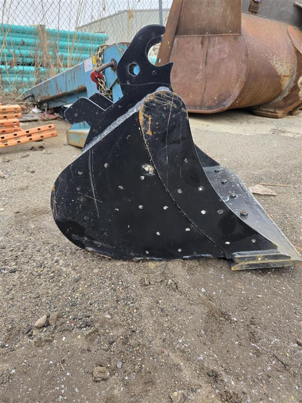 Ditching Bucket with B.O.C.E. for 3 Ton Ex. | Clearance Offer