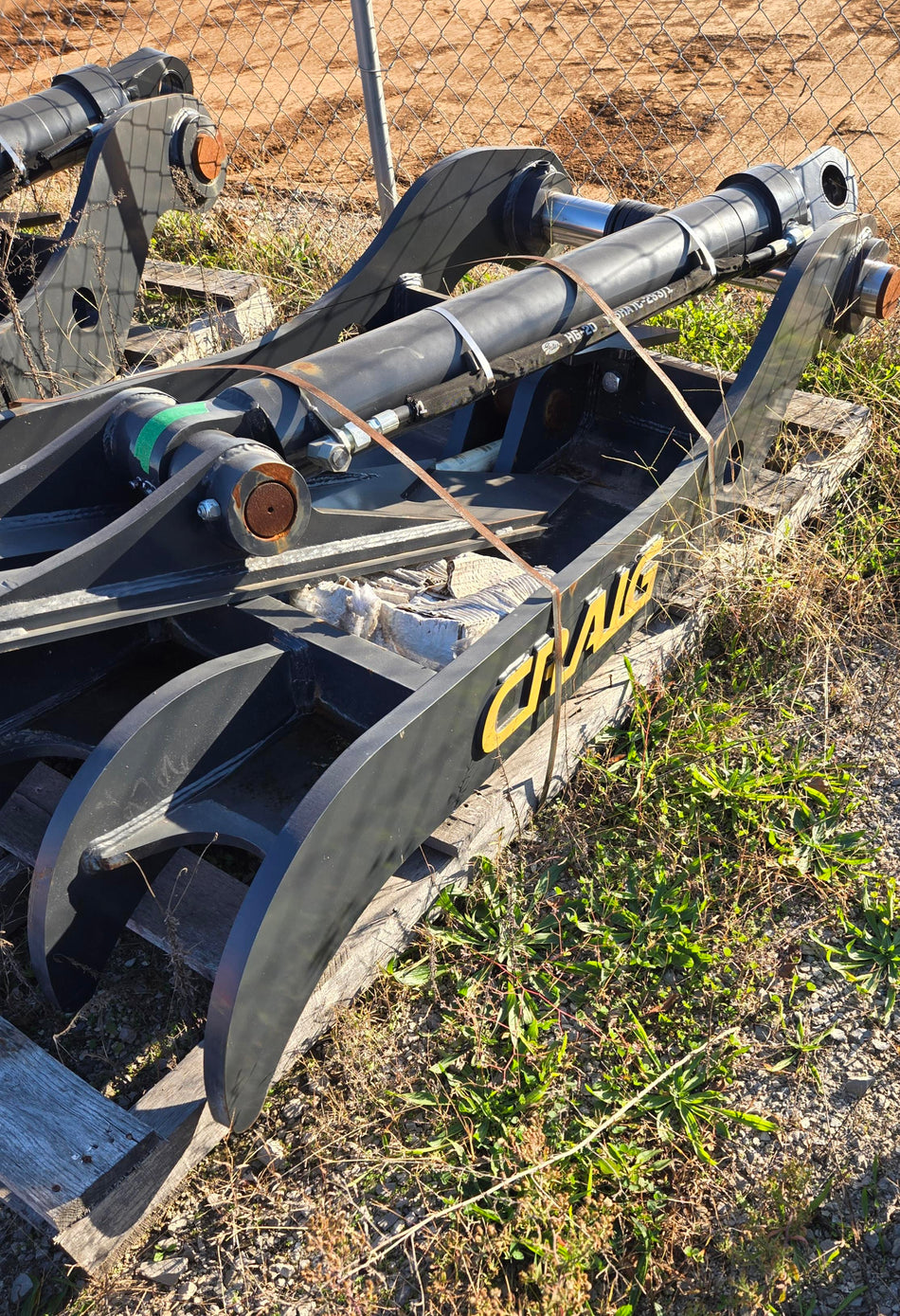 EX-CUT Utility Thumb for TrueGrip & 60" Bucket | ZX350, Deere 330-380 | Clearance Offer