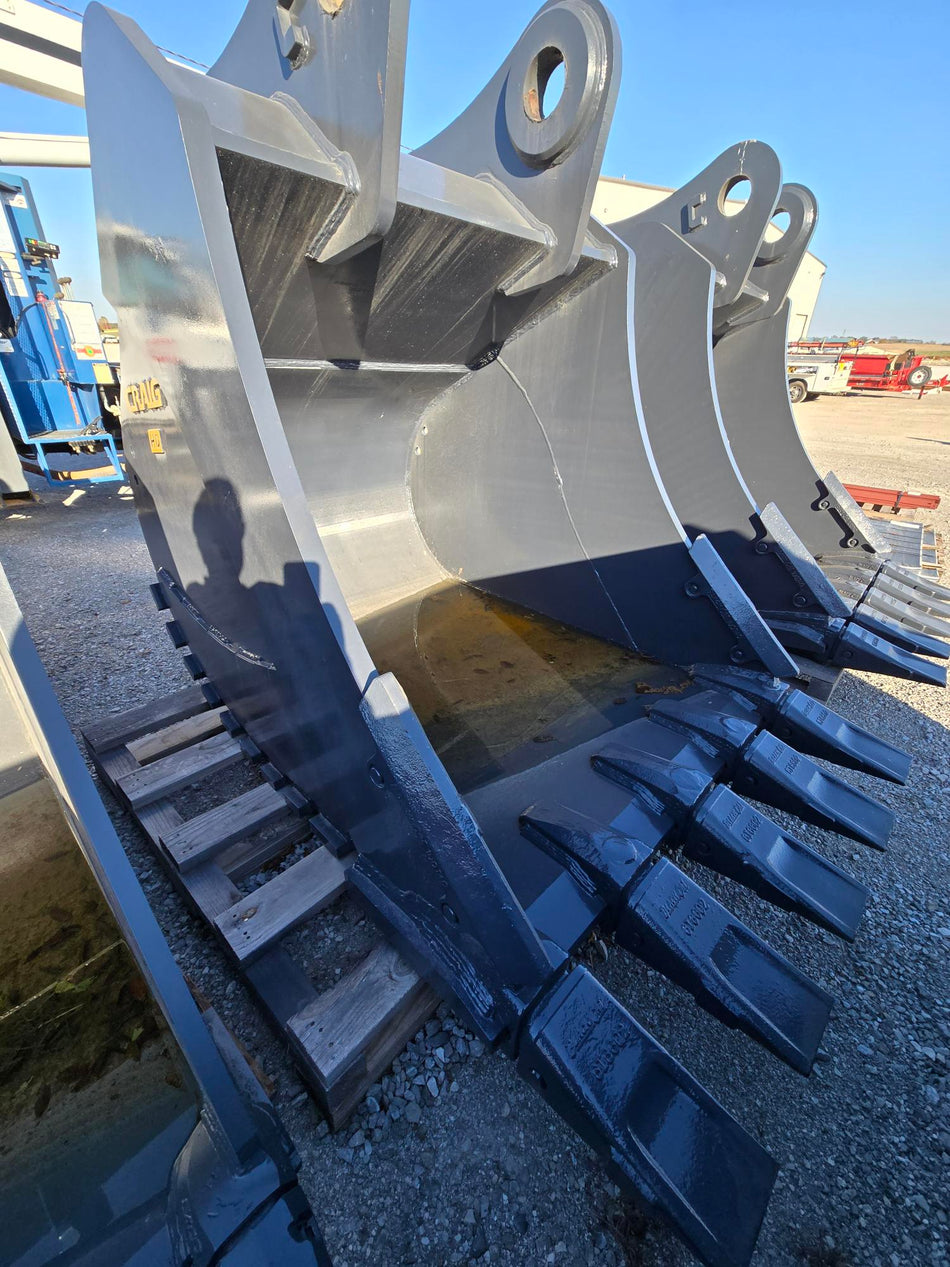 EXB-HD Heavy Duty Bucket for ZX890, Deere 890 | 60" 4.1 CU. YD Pin-On | Clearance Offer